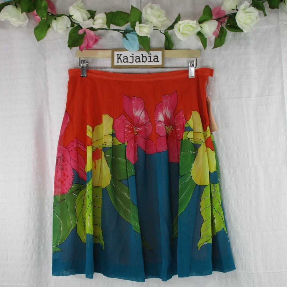 BANDOLINO Pleated Floral Skirt NWT Size 12 🌸HP🌸